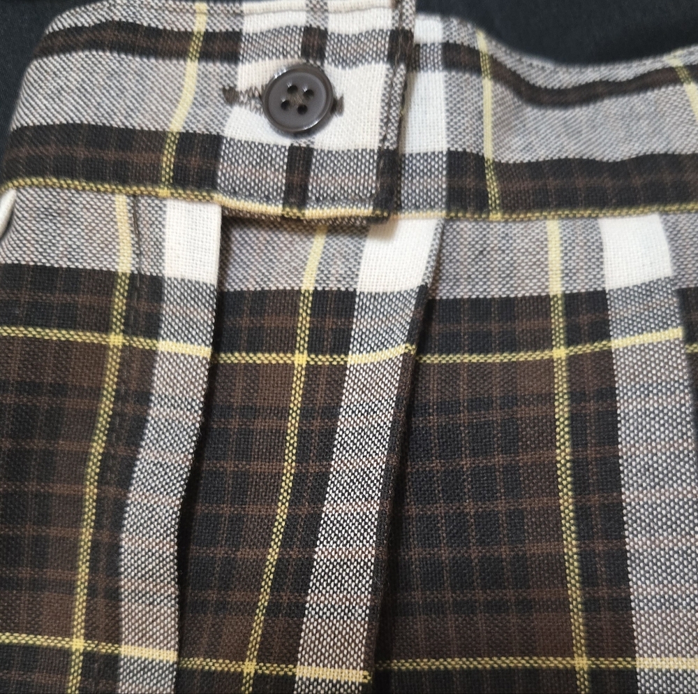 Plaid Pleated Skirt - Brown and Cream - Picture 5 of 5
